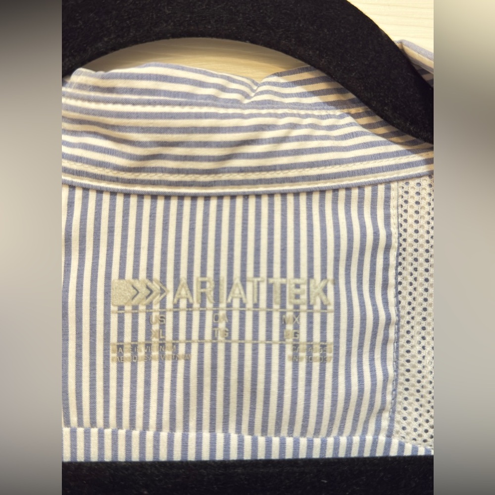 Pair of Women’s Ariat VentTek Blue & White Shirts XL - Picture 9 of 13